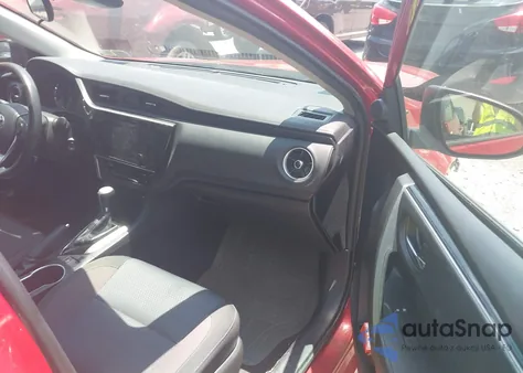 2018 Toyota Corolla Le z USA, uszkodzony, nr VIN 2T1BURHE4JC970426